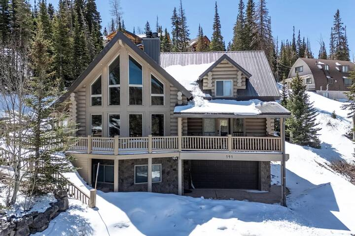 Cabin front exterior